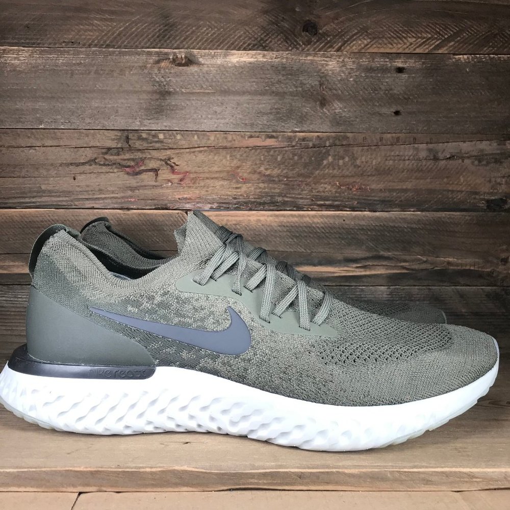 🔥🔥NIKE MEN’S 14 EPIC REACT FLYKNIT CARGO KHAKI